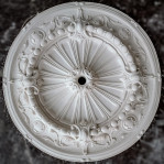 Розетка стельова з гіпсу в класичному стилі з елементами іоніки р-1 Ø500