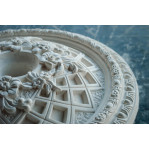 Розетка стельова з гіпсу з тендітними квіточками р-3 Ø340