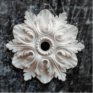 Розетка гіпсова у вигляді об'ємної квітки  р-4 Ø340