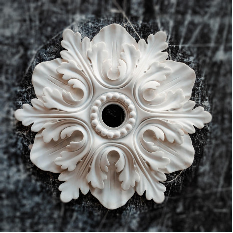 Розетка гіпсова у вигляді об'ємної квітки  р-4 Ø340