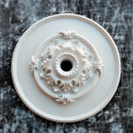 Розетка гіпсова з флористичними мотивами р-119 Ø600