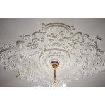 Розетка гіпсова з листям у класичному стилі р-119а Ø410