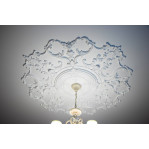 Розетка гіпсова в класичному стилі з ніжним візерунком р-173 Ø545