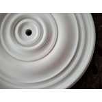 Розетка гіпсова гладка у класичному стилі без візерунка р-6 Ø500