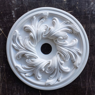 Розетка стельова з гіпсу в класичному стілі із завитим листям р-10 Ø280