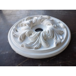 Розетка стельова з гіпсу в класичному стілі із завитим листям р-10 Ø280