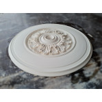 Розетка гіпсова в класичному стилі з листям р-105 Ø720