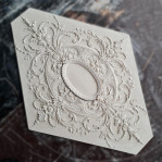 Розетка гипсовая с утонченным рисунком флористики в стиле рококо р-107  h1440х1030