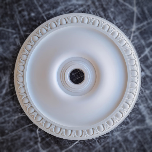 Розетка гіпсова в класичному стилі з іонікою по канту р-111 Ø410