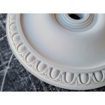 Розетка гіпсова в класичному стилі з іонікою по канту р-111 Ø410