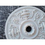 Розетка гіпсова з класичним малюнком флористики та ваз р-117 Ø500