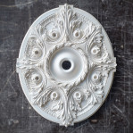 Розетка гипсовая с классическим рисунком овальной формы р-118 630х760