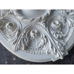 Розетка гипсовая с классическим рисунком овальной формы р-118 630х760
