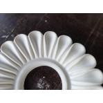 Розетка з гіпсу у вигляді ромашки під точковий світильник  р-12 Ø130