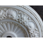 Розетка гіпсова з мушлями у класичному стилі р-123 Ø380