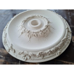 Розетка гіпсова з тоненькими гілочками в класичному стилі р-130 Ø600