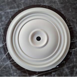 Розетка гипсовая гладкая в классическом стиле р-14 Ø310
