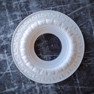 Розетка гіпсова з грецьким орнаментом під світильник р-163 Ø150
