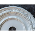 Розетка гіпсова в класичному стилі з листям р-168 Ø410