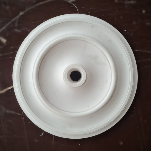 Розетка із гіпсу класична, гладка без візерунка р-17 Ø400