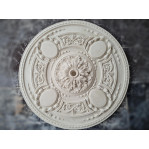 Розетка гіпсова з насиченим візерунком у класичному стилі р-170 Ø1010