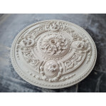 Розетка гіпсова з насиченим візерунком у класичному стилі р-170 Ø1010