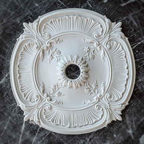 Розетка гіпсова в класичному стилі з ніжним малюнком р-176 Ø350
