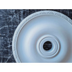 Розетка гіпсова у мінімалістичному стилі з візерунком по краю р-185 Ø550