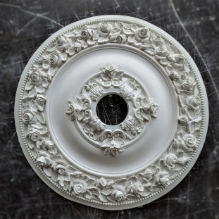 Розетка гипсовая в классическом стиле с  розами  р-225 Ø700