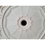 Розетка з гіпсу в класичному стилі з гірляндами р-23 Ø530