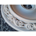 Розетка гіпсова у класичному стилі з візерунком по краю р-232 Ø350