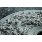 Розетка гипсовая с нежным рисунком птичек и цветов р-247 Ø800