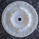 Розетка гіпсова в класичному стилі з листям аканта р-31 Ø494