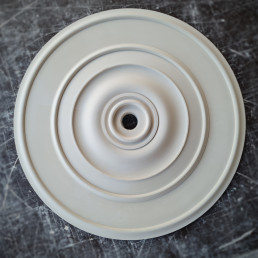 Розетка гіпсова гладка, в класичному стилі р-62 Ø750