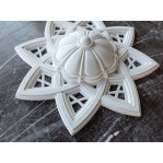 Розетка гіпсова у східному стилі у вигляді восьмикінцевої зірки р-66 Ø275