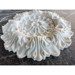 Розетка гіпсова декоративна у вигляді квітки р-76 Ø205