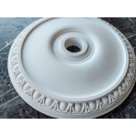 Розетка гіпсова в класичному стилі з іонікою по обідку р-80 Ø250