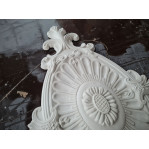 Розетка гіпсова у класичному стилі у формі ромба р-81  600х340