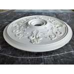 Розетка гіпсова в класичному стилі з витонченими вензелями р-82 Ø720