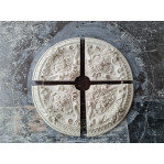 Розетка гіпсова з об'ємним насиченим малюнком р-84 Ø990