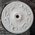 Розетка гіпсова з витонченим квітковим орнаментом р-94 Ø870