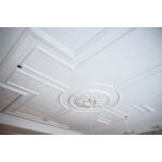 Розетка гіпсова в класичному стилі з квітковими елементами р-96 Ø825