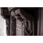 Атлант з гіпсу