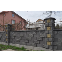 Сучасні бетонні паркани - переваги і особливості