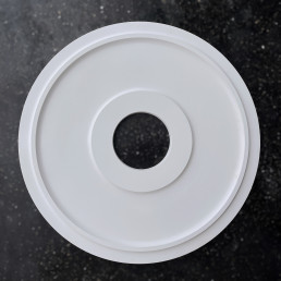 Розетка гіпсова гладка у сучасному стилі р-1016 Ø560