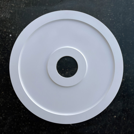 Розетка гіпсова гладка у сучасному стилі р-1017 Ø560