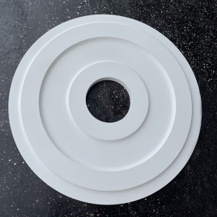 Розетка гіпсова гладка у сучасному стилі р-1018, Ø560