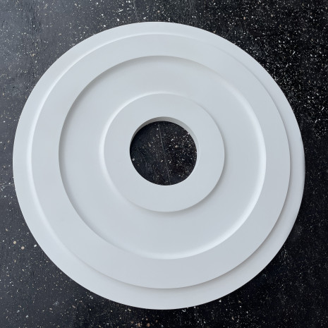 Розетка гіпсова гладка у сучасному стилі р-1018, Ø560